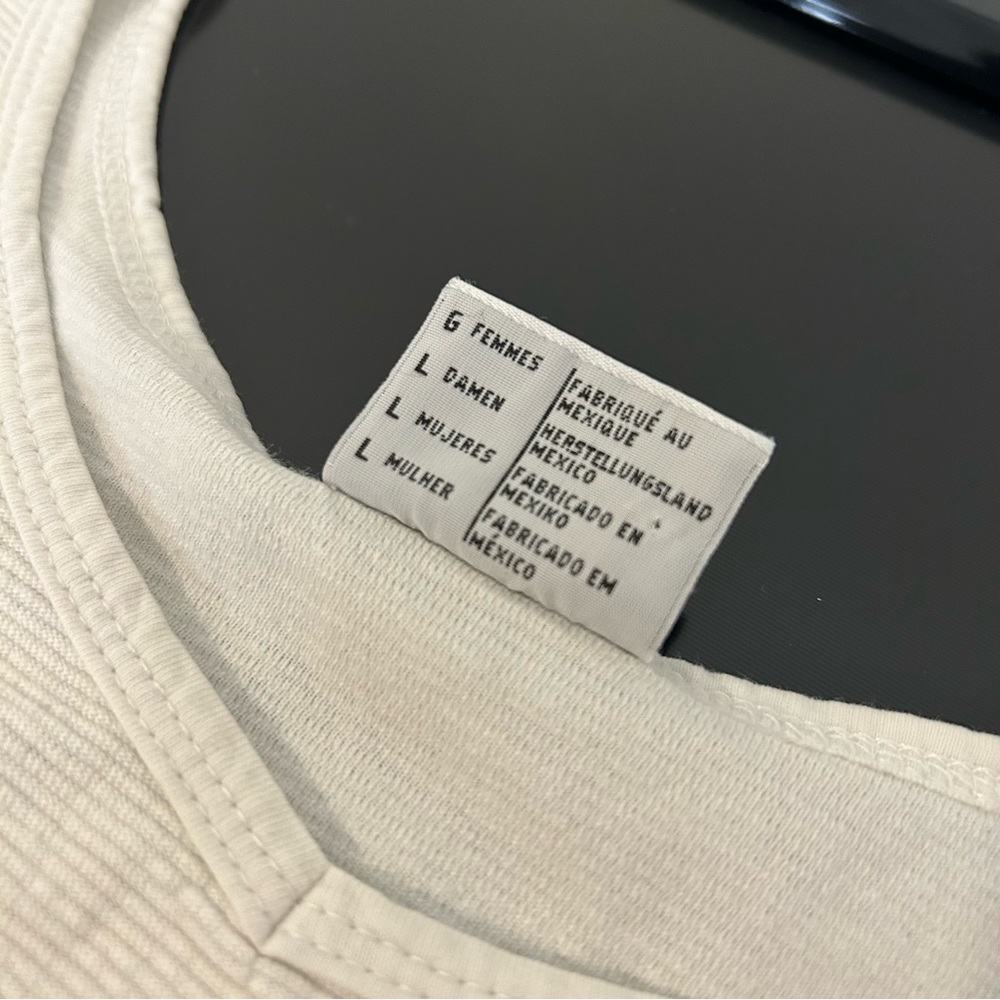 Columbia Shirt - Picture 3 of 10